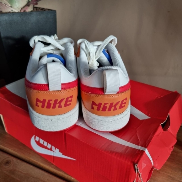 Nike court borough BQ5448-119 hot curry Uk 6Bnwb - Picture 3 of 4